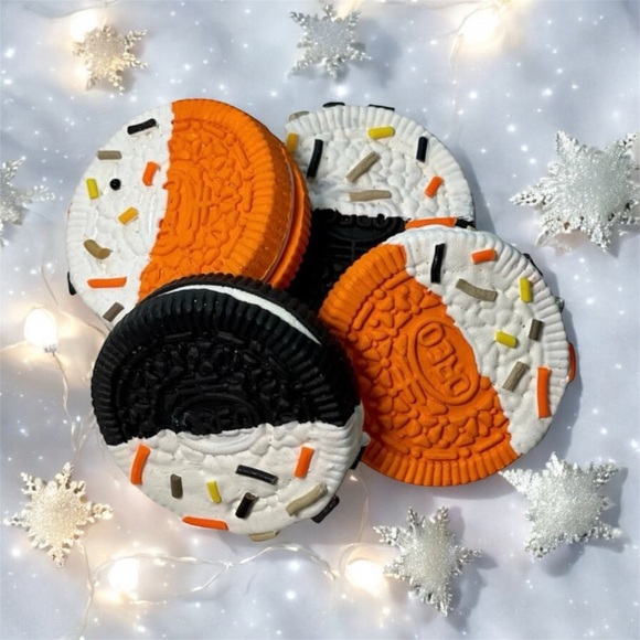🆕Sets of 4 Fake Fall  Oreos cookies| Faux cookies | False Oreos cookies | Fall - Picture 2 of 12